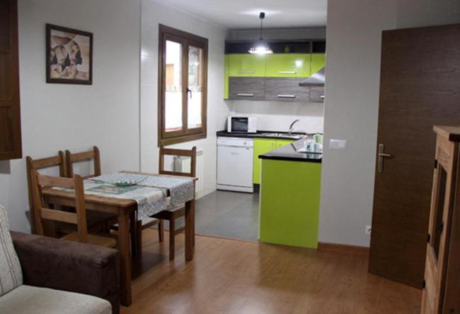 Ikuilu Ochagavia-selva De Irati Apartment *
